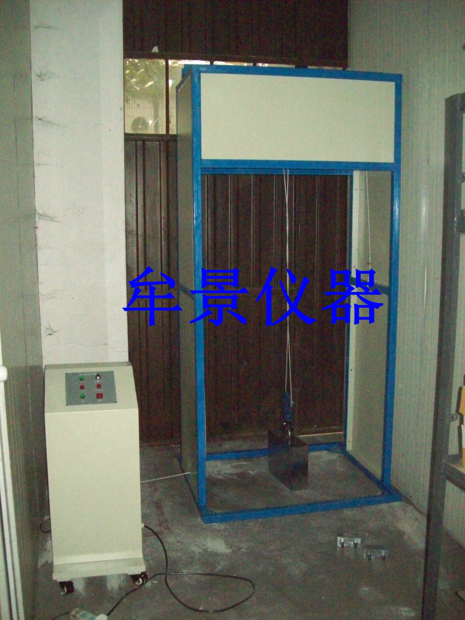 塑膠靜態(tài)抗張?jiān)囼?yàn)機(jī)參數(shù)圖片